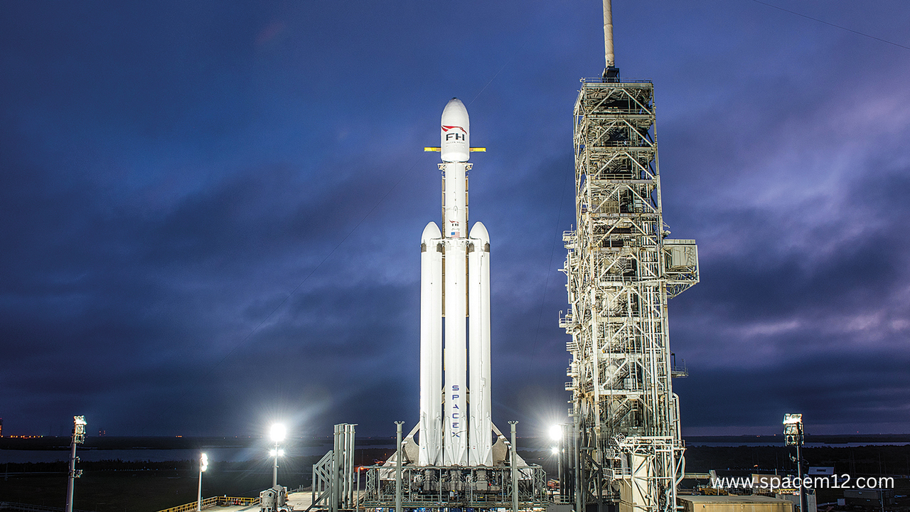 "Illustration showing SpaceX rocket comparison to explain how big is Falcon Heavy compared to other launch vehicles."